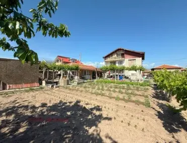 Къща, Септември, Южна България - снимка 2 от 18