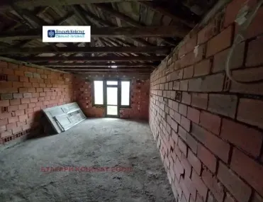Къща, Бобов Дол, Югозападна България - снимка 15 от 18