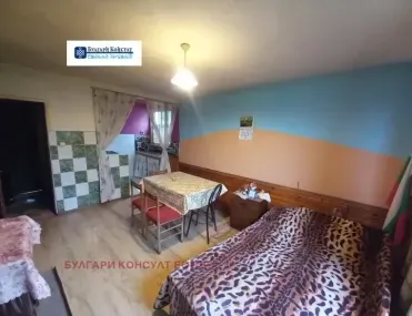 Къща, Бобов Дол, Югозападна България - снимка 7 от 18