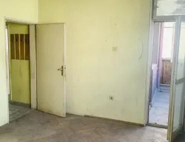 Многостаен, Тракия, Варна - снимка 5 от 12