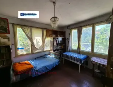 Къща, Кюстендил, Югозападна България - снимка 11 от 17