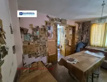 Къща, Кюстендил, Югозападна България - снимка 8 от 17