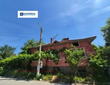 Къща, Кюстендил, Югозападна България - снимка 2 от 17