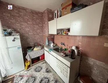 1-стаен, Шумен, Североизточна България - снимка 9 от 11