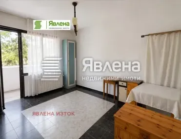 2-стаен, Сухата река, София