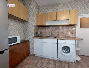 2-стаен, Слатина, София