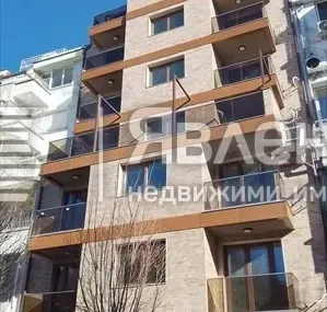 3-стаен, Център, Бургас - снимка 3 от 16