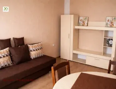 3-стаен, Тракия, Варна