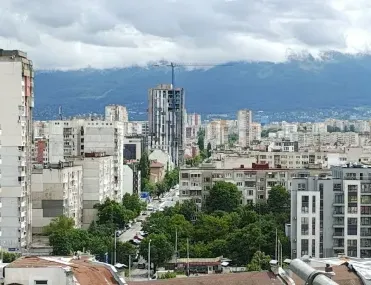 3-стаен, Света троица, София