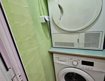 3-стаен, Владислав Варненчик, Варна