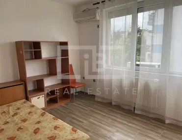 3-стаен, Редута, София