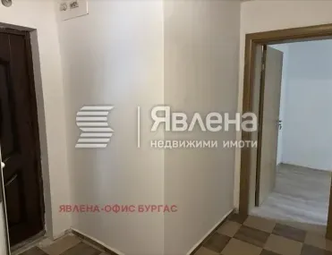 3-стаен, Братя Миладинови, Бургас - снимка 8 от 11