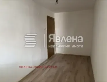 3-стаен, Братя Миладинови, Бургас - снимка 10 от 11
