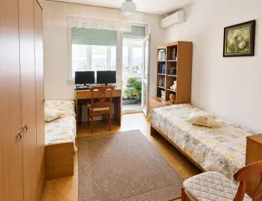 3-стаен, Ловеч, Северозападна България