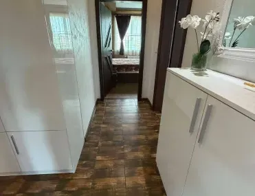 3-стаен, Здравец, Русе
