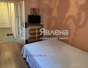 3-стаен, Възраждане, Бургас - снимка 2 от 14