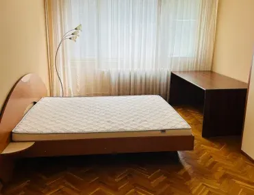 3-стаен, Света троица, София