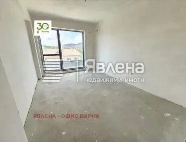 3-стаен, Васил Левски, Варна