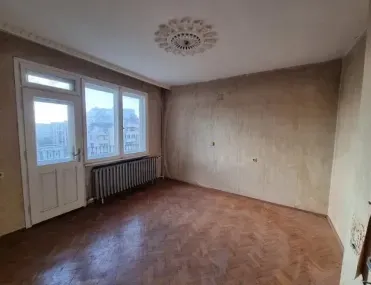Многостаен, Бузлуджа, Велико Търново - снимка 5 от 16