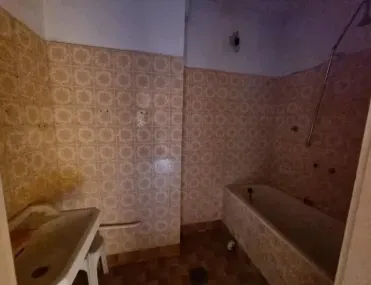 Многостаен, Бузлуджа, Велико Търново - снимка 12 от 16