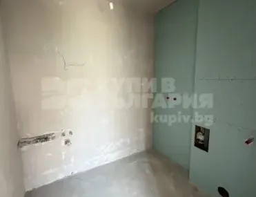 Многостаен, Бриз, Варна - снимка 14 от 17