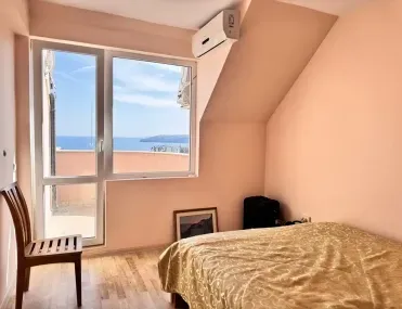 Многостаен, Бриз, Варна - снимка 6 от 18