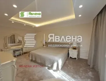 Многостаен, Изток, София
