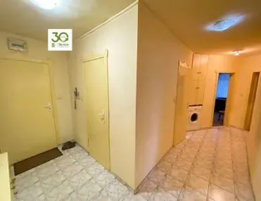 Многостаен, Тракия, Варна - снимка 9 от 10