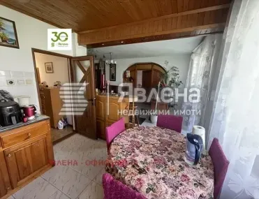 Многостаен, Тракия, Варна - снимка 10 от 14