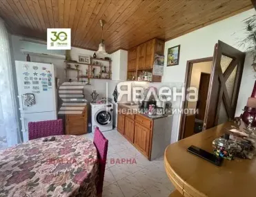 Многостаен, Тракия, Варна - снимка 11 от 14