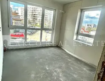 Многостаен, Младост 3, София
