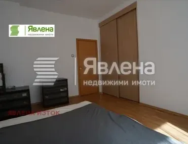Многостаен, Изток, София