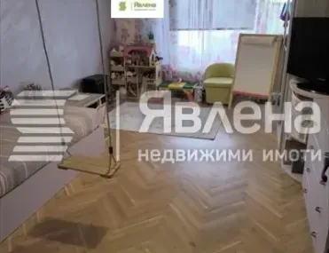 Многостаен, Владислав Варненчик, Варна - снимка 2 от 8