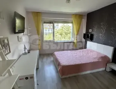 Многостаен, Връбница 2, София