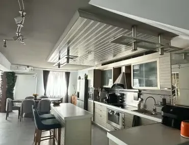 Многостаен, Тракия, Варна - снимка 12 от 16