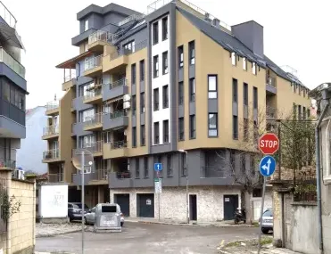Многостаен, Тракия, Варна - снимка 11 от 18