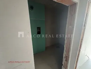 Многостаен, Младост 1, София