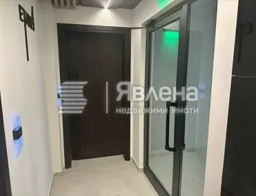 Многостаен, Младежки хълм, Пловдив - снимка 8 от 12