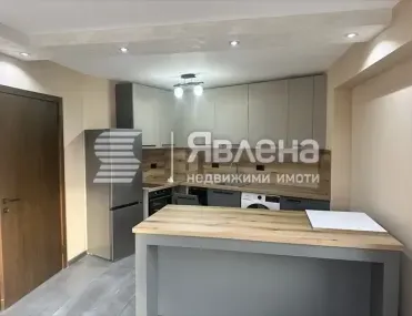 Многостаен, Младежки хълм, Пловдив - снимка 3 от 12