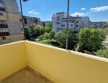 Апартамент, Чародейка, Русе - снимка 3 от 17