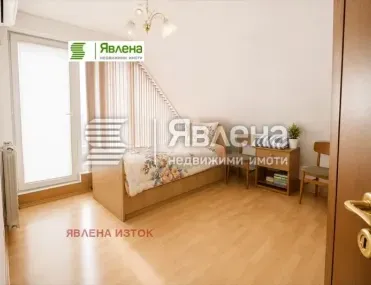 Многостаен, Редута, София
