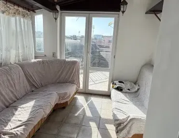 Етаж от къща, Ялта, Русе