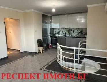 Етаж от къща, Център, Пловдив - снимка 12 от 18