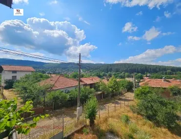 Етаж от къща, Радомир, Югозападна България