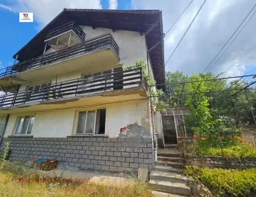 Етаж от къща, Радомир, Югозападна България - снимка 8 от 15