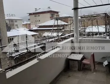 Етаж от къща, Пещера, Южна България - снимка 4 от 9