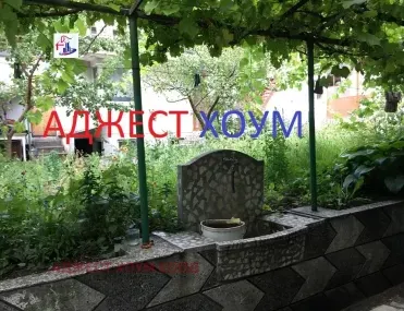 Етаж от къща, Шумен, Североизточна България - снимка 5 от 13