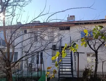 Етаж от къща, Център, Русе - снимка 8 от 16