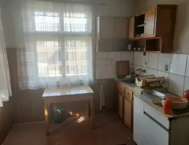 Етаж от къща, Кюстендил, Югозападна България - снимка 8 от 9