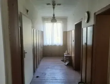 Етаж от къща, Кюстендил, Югозападна България